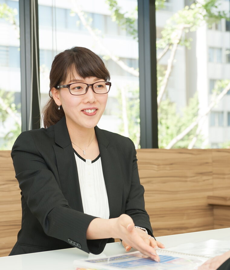 相談者の話を聞く不動産あんしん相談室の相談員